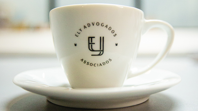 Clonagem ou furto de identidade